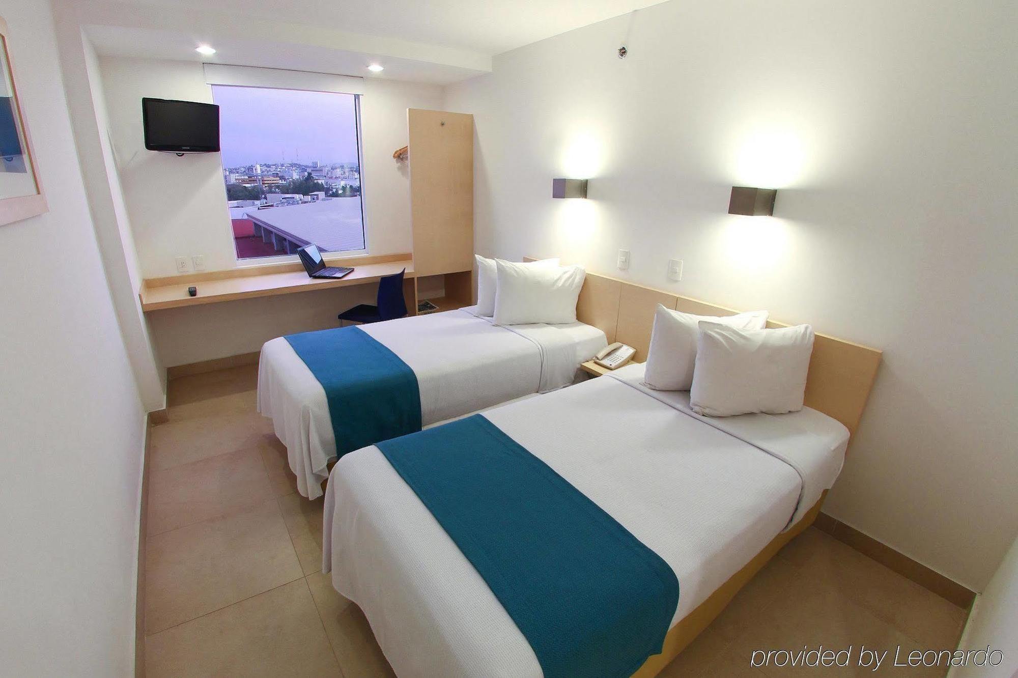 One Culiacan Forum Номер фото